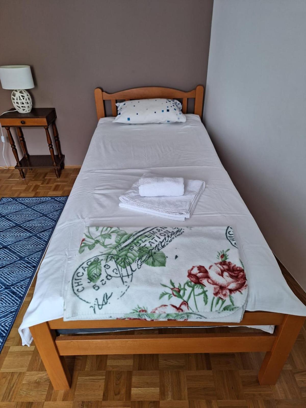 Maraska Park Apartment